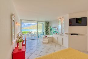 Le Domaine Anse Marcel Beach Resort