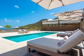 Le Domaine Anse Marcel Beach Resort