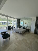Le Domaine Anse Marcel Beach Resort