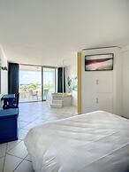 Le Domaine Anse Marcel Beach Resort
