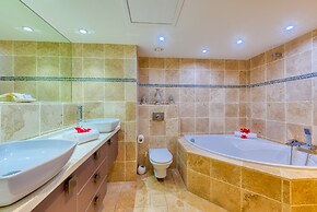 Le Domaine Anse Marcel Beach Resort