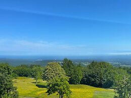 Rockwood Hotel & Spa