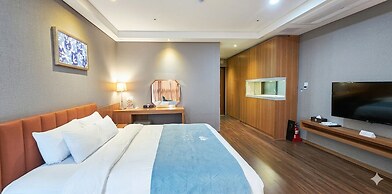 Hotel Solaire