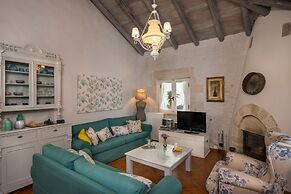 Boutique Villa Petra Eleni