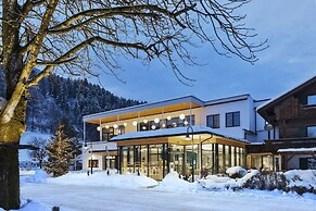 natürlich Hell. Aparthotel & Camping