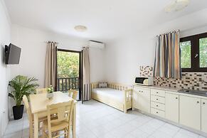 Monemvasia Green Apartments