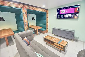 Destiny Student Meadow Court - Campus Accommodation