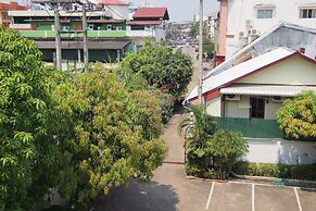 Lalco AR Hotel
