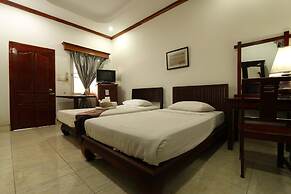 Lalco AR Hotel