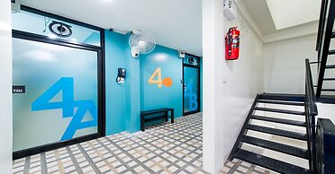 Matchbox Bangkok Hostel