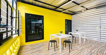 Matchbox Bangkok Hostel