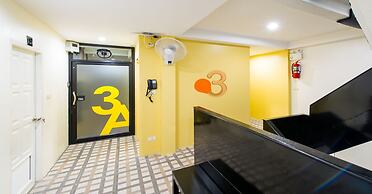 Matchbox Bangkok Hostel