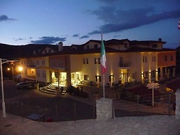 Afkos Grammos Luxury Boutique Hotel