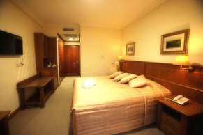 Afkos Grammos Luxury Boutique Hotel