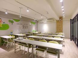 Green Hotel - Fengjia