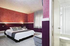Hotel H