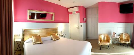 Hotel H