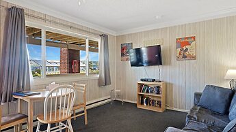 Montauk Oceanside Suites