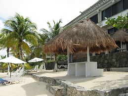 Condumel Condominiums