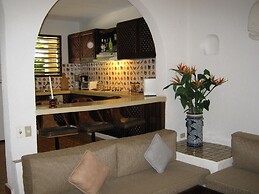 Condumel Condominiums