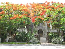 Condumel Condominiums