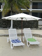 Condumel Condominiums