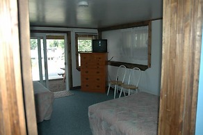 Channel Watefront Cottages