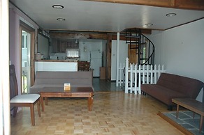 Channel Watefront Cottages