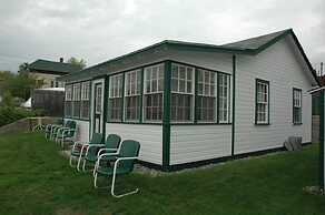 Channel Watefront Cottages