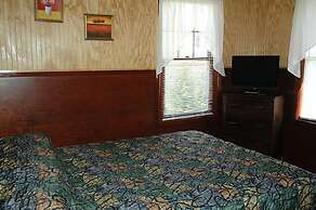 Channel Watefront Cottages