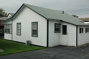 Channel Watefront Cottages