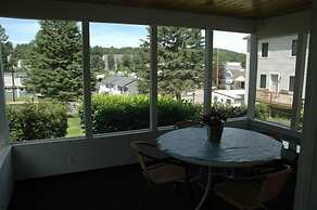 Channel Watefront Cottages