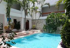 Hotel Plaza Carrillo's