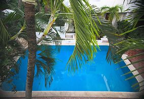 Hotel Plaza Carrillo's