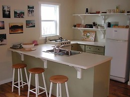 Algonquin Cottage Outpost