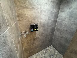 Mountain Ridge Cabins and Lodging