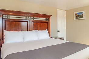 Mountain Ridge Cabins and Lodging