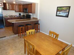 Mountain Ridge Cabins and Lodging