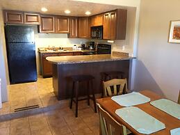 Mountain Ridge Cabins and Lodging