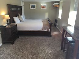 Mountain Ridge Cabins and Lodging