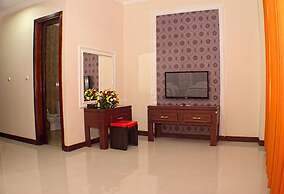 Grand City Batu Hotel
