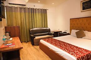 Jullundur Hotel