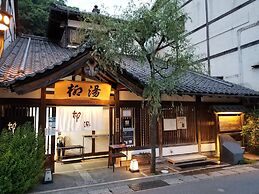 Tsukimotoya Ryokan
