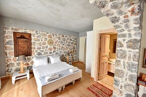Orino Suites