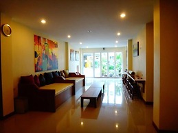 Phangan Pearl Hostel