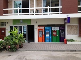 Phangan Pearl Hostel