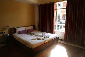 New iHouse Hotel - Hostel
