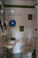 New iHouse Hotel - Hostel