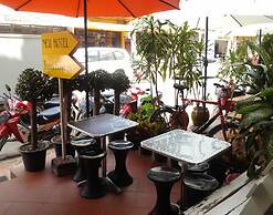 New iHouse Hotel - Hostel