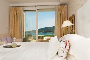 Mare Monte Small Boutique Hotel